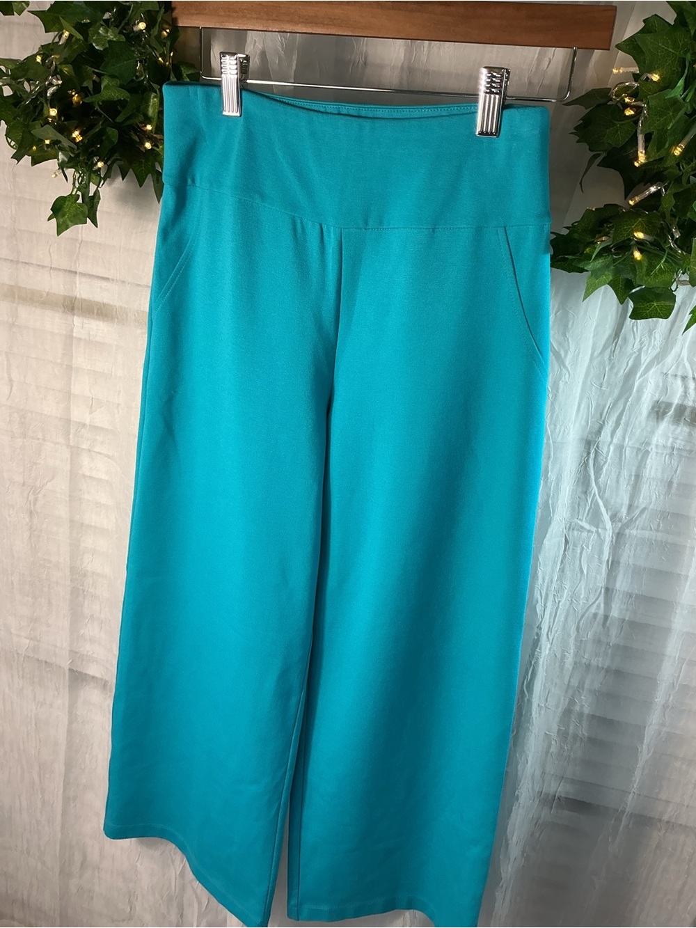 Dear Scarlett Wide-Crop Pants - Tropic Teal